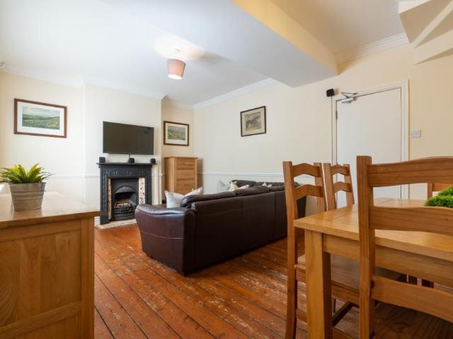 Purley Road, Cirencester GL7, 5 bed shared accommodation to rent, £537 pppm | PrimeLocation