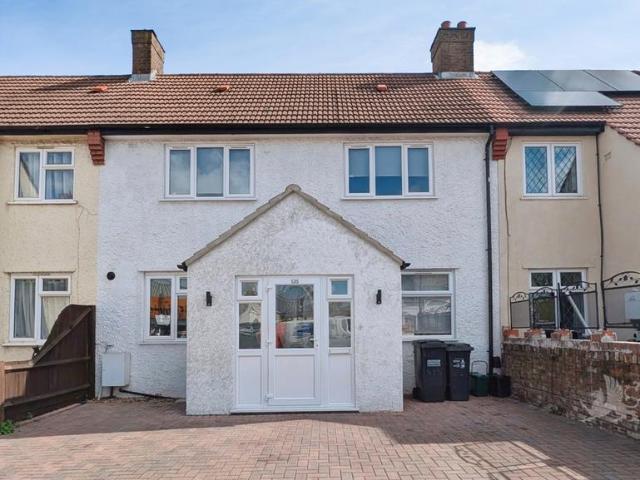 Purley Way, Croydon, CR0 3 bed terraced house to rent £2,250 pcm £519 pw