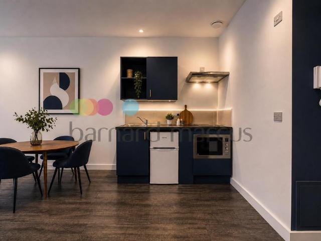 Purley Way, CROYDON Studio to rent £1,050 pcm £242 pw