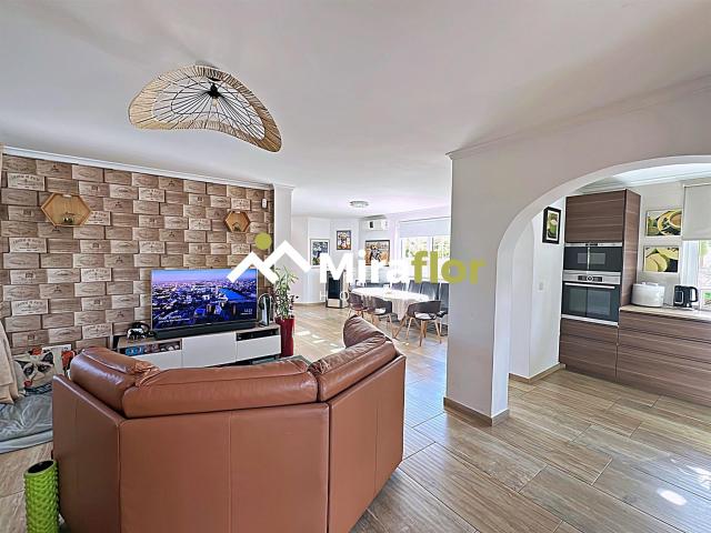 Puro descanso para las vacaciones y más para todo el año ofr. 120m² Dénia