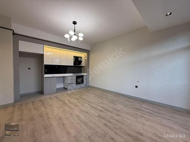 PURSAKLAR MERKEZ'DE SIFIR A. MUTFAKLI 1+1 Y. ISITMA LÜXX DAİRE !