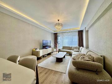 PURSAKLAR MERKEZDE YENİ BİNADA ASANSÖRLÜ K.OTOPARKLI 2+1 DAİRE
