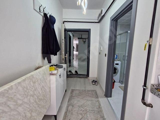 PURSAKLAR SARAY'DA 1+1 MERKEZİ KONUM FULL YAPILI EŞYALI KİRALIK
