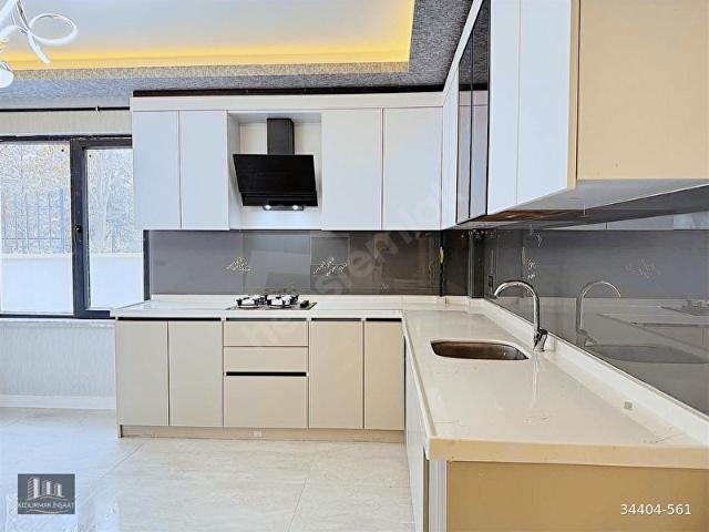 PURSAKLAR'DA HİCRET CAMİİ YAKINI OTURMAYA HAZIR SIFIR 2+1 DAİRE