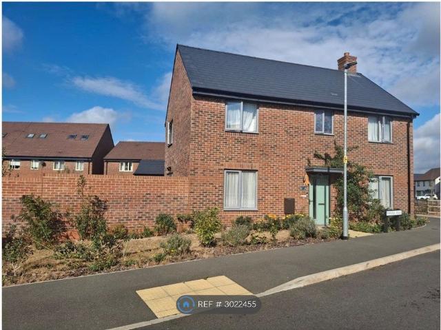 Purssell Road, Aylesbury HP22, 4 bed detached house to rent, £2,400 pcm | PrimeLocation