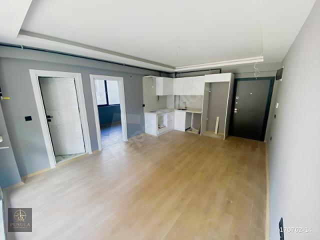 PUSULA GAYRİMENKUL FIRSAT SATILIK 1+1 TRAMVAYA 500 m