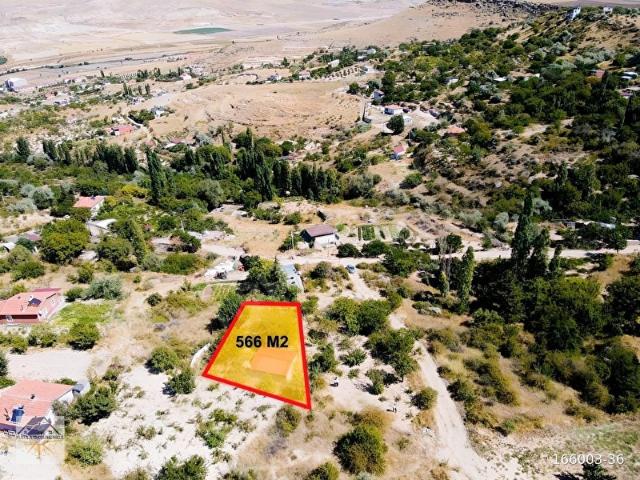 PUSULA GAYRİMENKULDEN MUHTEŞEM MANZARALI 566 M2 BAĞ EVİ