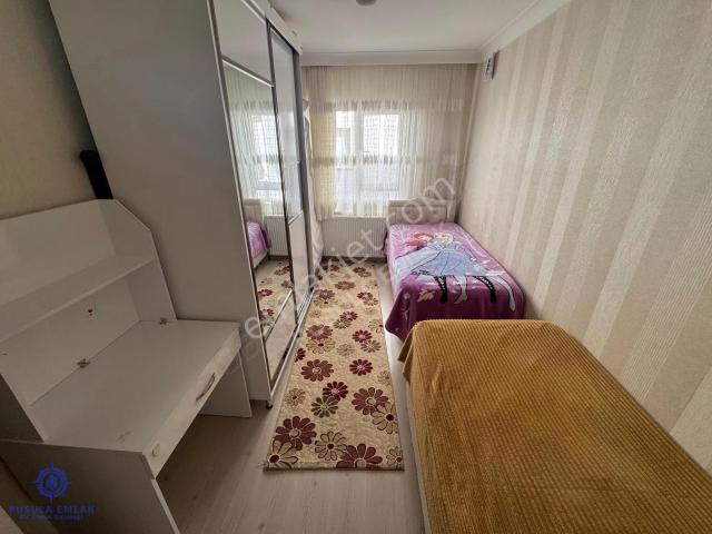 Ｐｕｓｕｌａ 'ｄａｎ Merkezi Konumda Ara Kat Güney Cephe 3+1 Daire