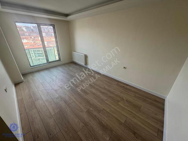 Ｐｕｓｕｌａ 'ｄａｎ Güneşevlerde Manzaralı Site İçerisinde 4+1 Kiralık