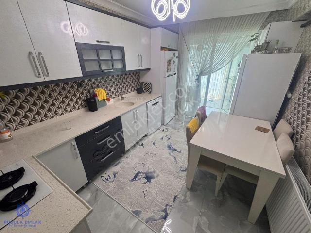 Ｐｕｓｕｌａ 'ｄａｎbaşpınarda Ful Yapılı Ara Kat 3+1 Geniş Kiralık Daire