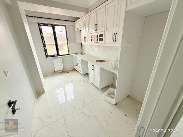 PUSULA İNŞ.TAN 50 YIL MAH CADEYE YAKIN 90M2 4KAR DAİRE