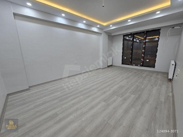 PUSULA İNŞ.TAN CEBECİ MAH CADEYE YAKIN 100M2 1KAT DAİRE