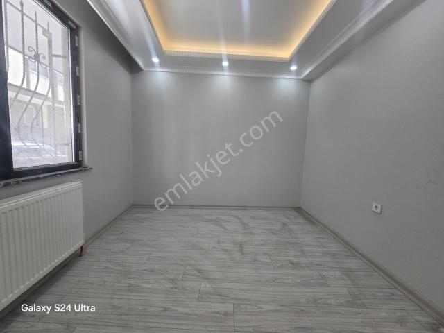 Pusula İnş.tan İsmetpaşa Mah Cadeye Yakın 80m2 Yuksek Giriş Kat
