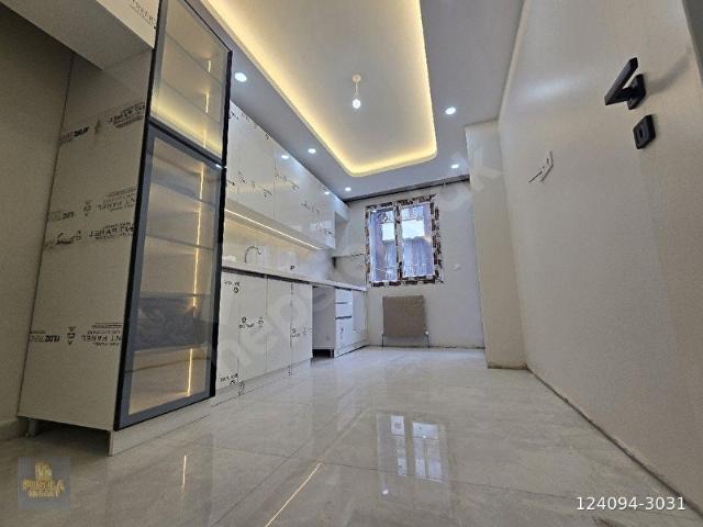 PUSULA İNŞ.TAN İSMETPAŞA MAH CADEYE YAKINJ 125M2 3+1 1KAT DAİRE