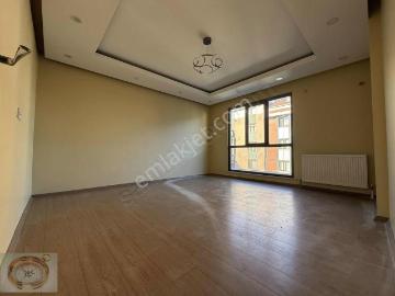 Pusula İnş.tan Site'de Güvenlikli Otoparklı 2+1 Kiralık Daire