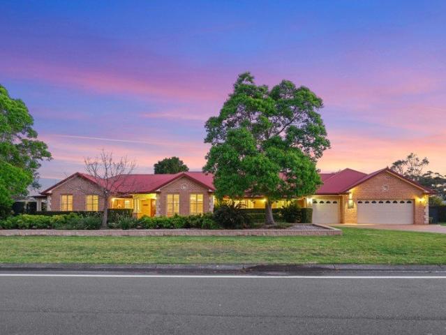 Put simply, High Tees is an exceptional half acre retreat