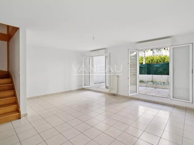 Puteaux Maison familiale avec jardin 122 m² 122m² Puteaux