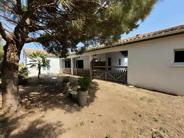 Puy du Lac 17380 Achat / Vente maison 6 pièces t6 jardin terrasse