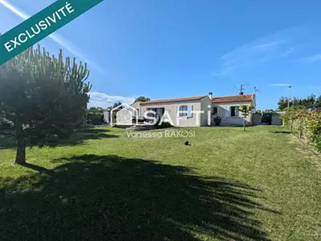 Puy du Lac 17380 Achat / Vente maison 8 pièces t8 terrasse parking