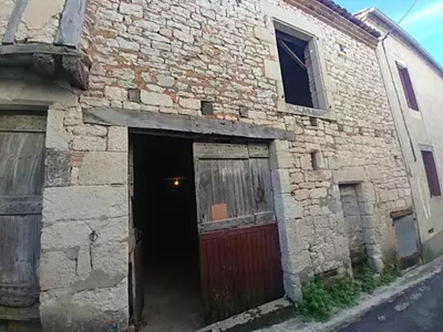 Puylaroque 82240 Achat / Vente maison 3 pièces t3 au dernier étage