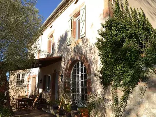 Puylaurens 81700 Achat / Vente maison 7 pièces t7 piscine terrasse