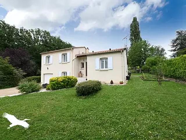 Puymoyen 16400 Achat / Vente maison 5 pièces t5 au dernier étage parking