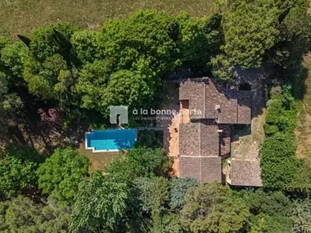 Puyricard 13540 Achat / Vente maison 10 pièces t10 piscine