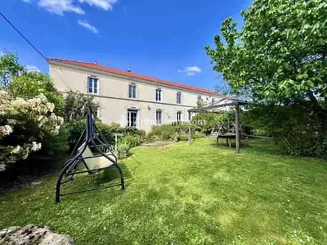 Puyrolland 17380 Achat / Vente maison 8 pièces t8