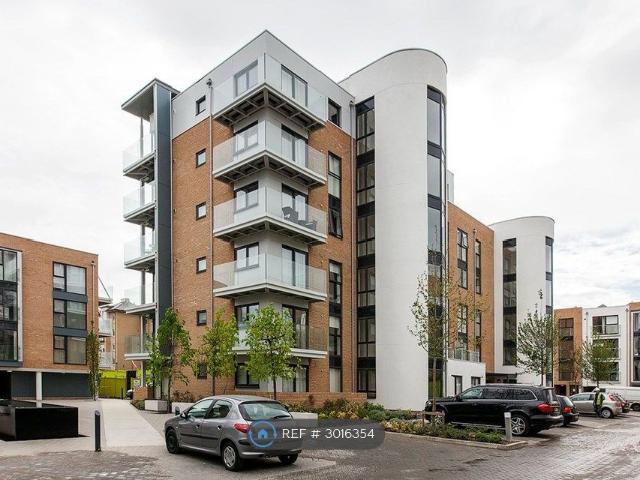 Pym Court, Cambridge CB1, 2 bed flat to rent, £3,095 pcm | PrimeLocation