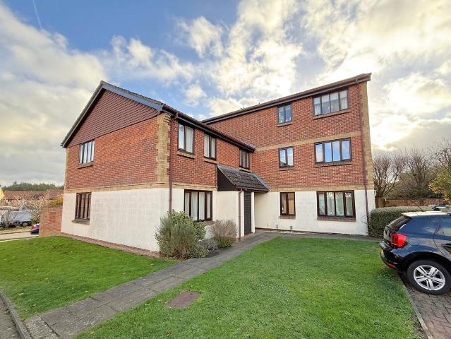 Pyegrove Chase, Forest Park, Bracknell, Berkshire RG12, 2 bed flat to rent, £1,250 pcm | PrimeLocation