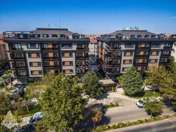 Pyramıd'den Merter Çetinsaya Konakları Ara Kat 135m2 Lüx 3+1
