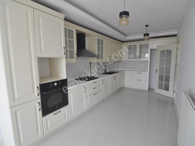 Pyramıd'den Mostar Life B 1 Blok Peyzaj Cephe 213m2 4+1 Daire