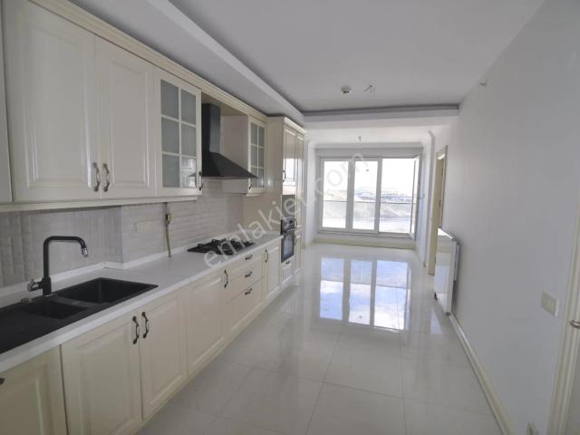 Pyramıd'den Mostar Life Grand Houses 213m2 Lüx 4+1 Boş Daire