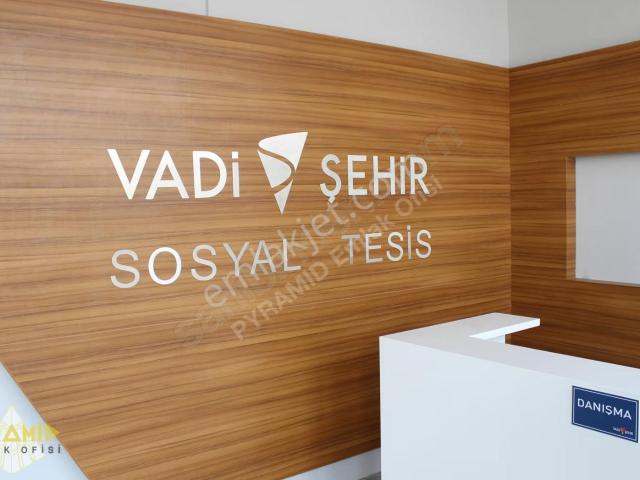 Pyramıd'den Vadişehir 1.etap Kış Bahçeli 139m2 Boş 2,5+1 Daire