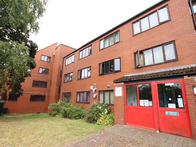 Pyramid Close, Northampton NN3, 2 bed flat to rent, £850 pcm | PrimeLocation