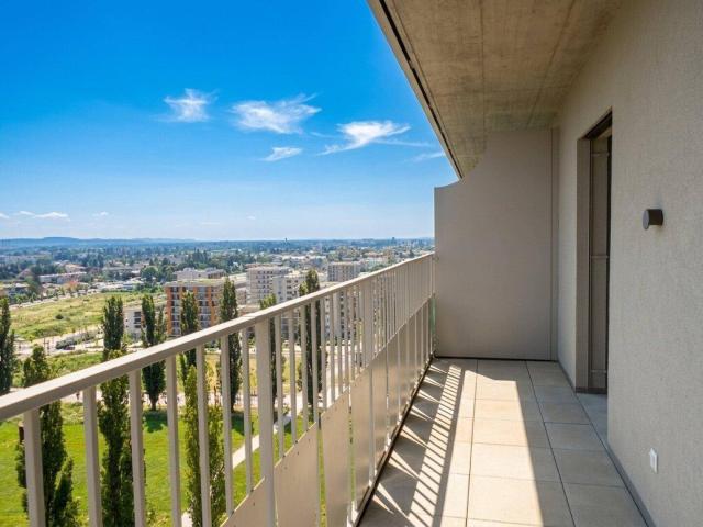 Q5 am PARK sonnige 3ZI 27m² Eck Balkon im 14./letzten OG