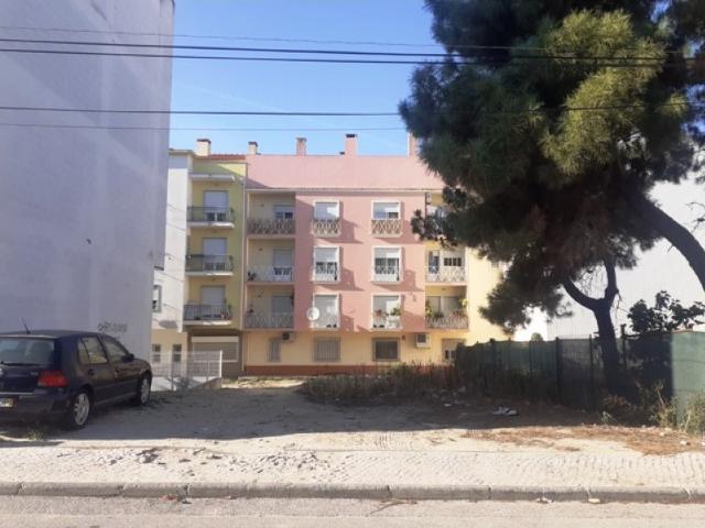 Q. CONDE II, LOTEs 322,5m2 / Cada
