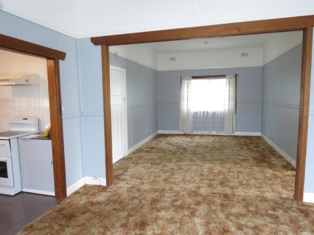 Qaint Two Bedder