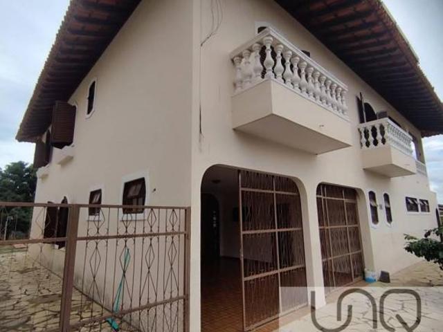 QL 04 LAGO NORTE CASA COM 9 QUARTOS