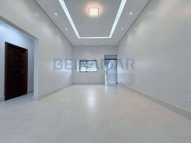 QNB 2 – Casa Reformada de 3 Quartos, 1 Suíte com Closet e Garagem para 3 Carros – Taguatinga Norte