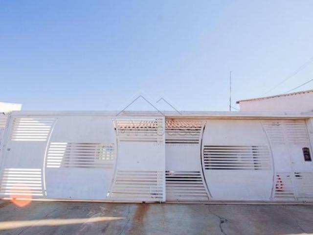 QNF 10 Casa térrea 4 quartos 340m² Churrasqueira