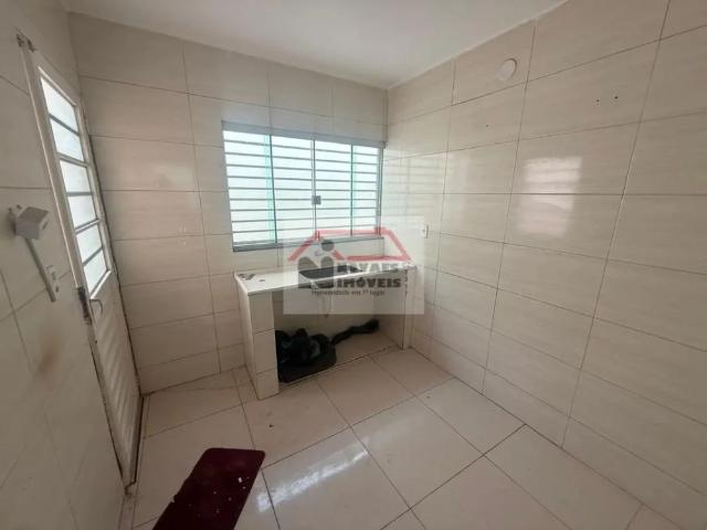 QNP 32, 03 QUARTOS sendo 01 deles SUITE, LAJE