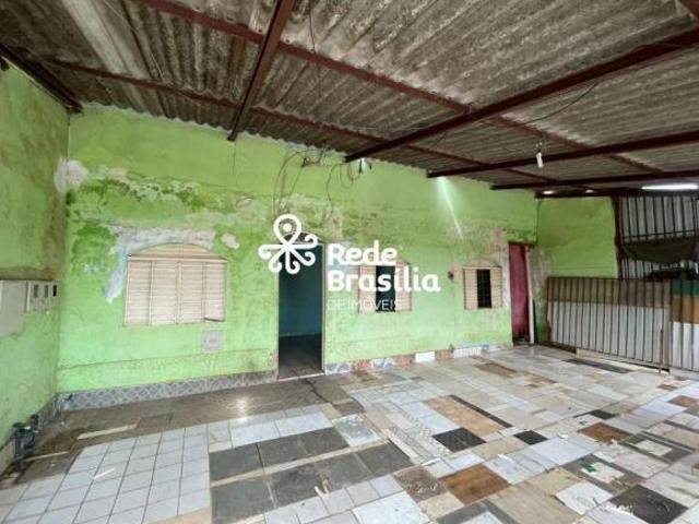 QNP 5 | Casa térrea com 3 quartos 2 vagas de garagem estuda permuta Ceilândia Norte