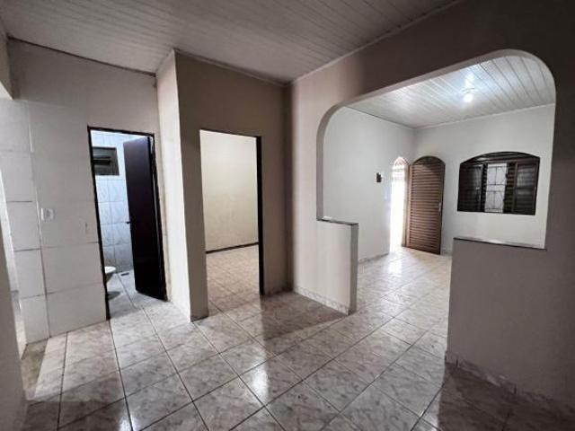 QR 423 SAMAMBAIA NORTE CASA 3QTS ESCRITURADA AC. CARRO! OPORTUNIDE