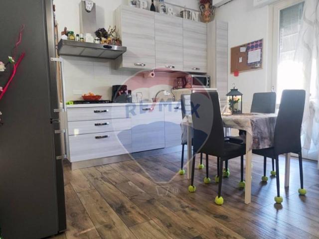 qr. varignano trilocale 51mq