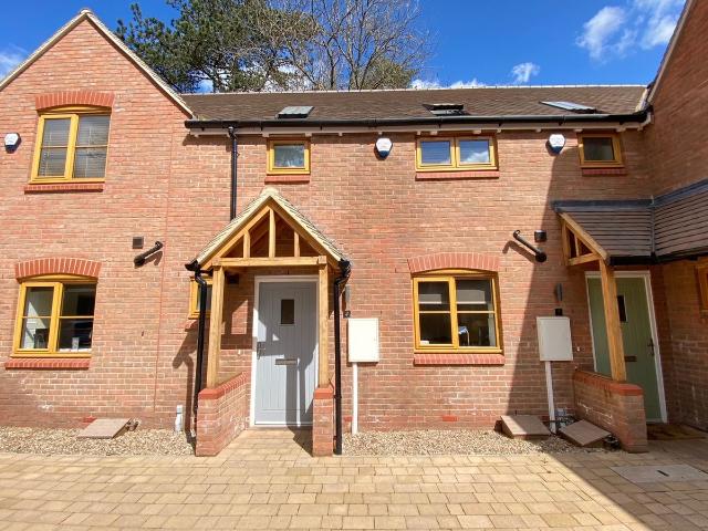 Quorn Grange Mews, Loughborough LE12, 2 bed property to rent, £1,075 pcm | PrimeLocation