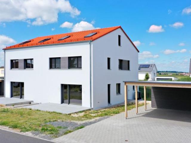 QUATTRO GREEN LIVING Neubau Doppelhaushälfte in Deining sofort verfügbar
