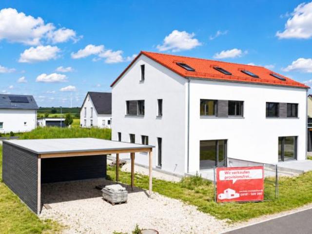 QUATTRO GREEN LIVING Neubau DHH in Deining zu 70% fertiggestellt
