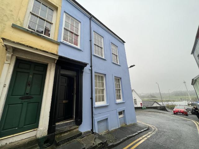 Quay Street, Carmarthen, Carmarthenshire SA31, 1 bed flat to rent, £475 pcm | PrimeLocation