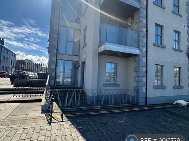 Quayside Apartments, Whitehaven, CA28 2 bed flat to rent £1,250 pcm £288 pw
